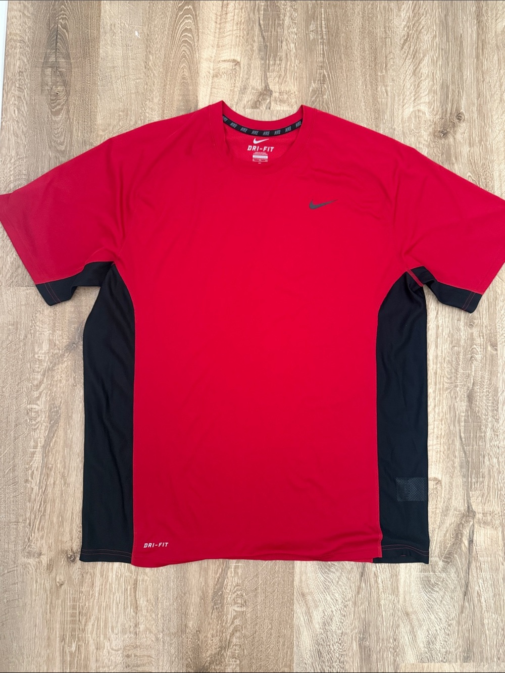 Nike Men’s Dri-Fit Red Short Sleeve Athletic Tee with Black Side Panels,Size XL